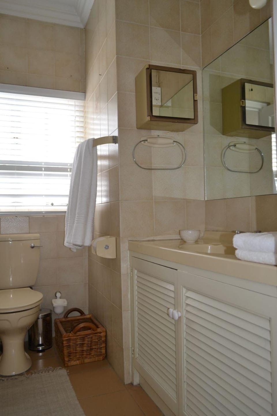 2 Woodmead Suites Bed and Breakfast in Sandton