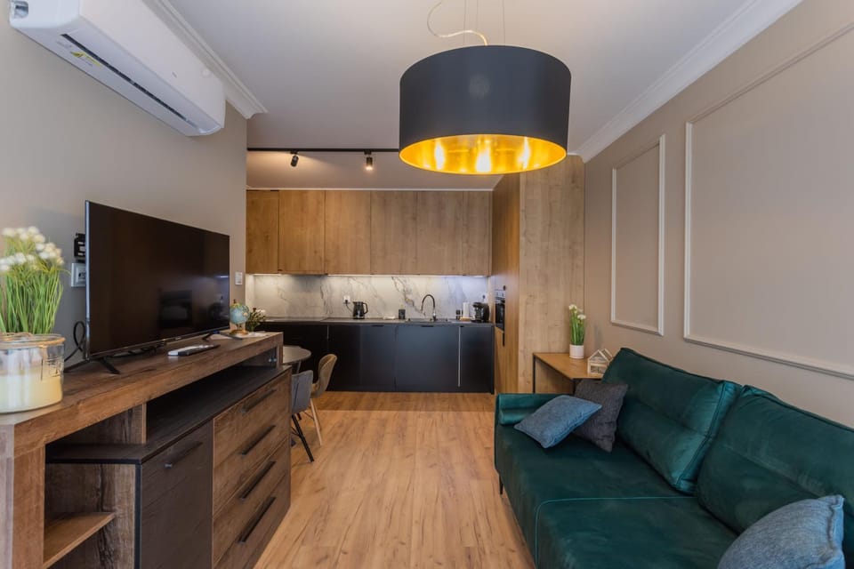 Kitchen or kitchenette, Living room, Seating area