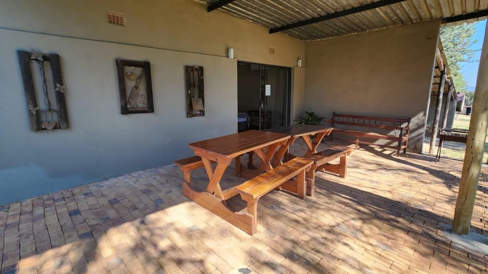 Berlouri Guest House Family Suite Farm Stay in Gauteng