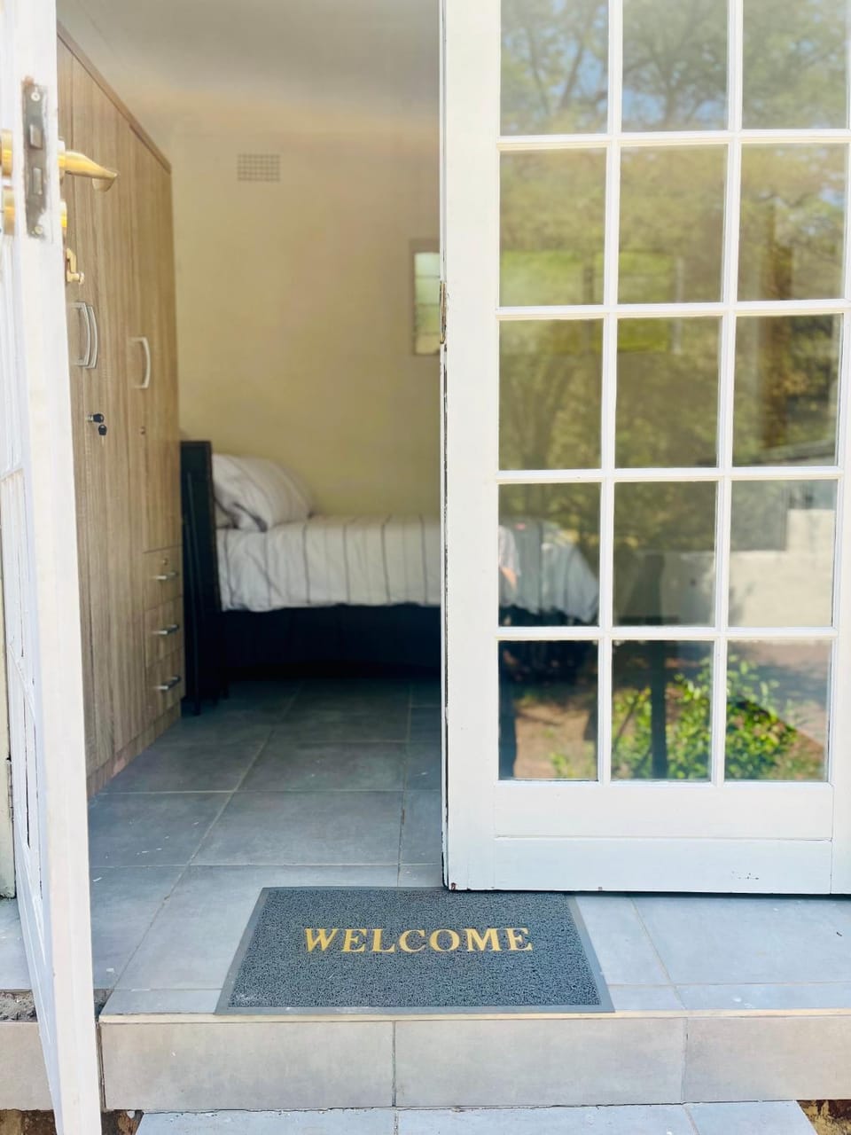 Bed, Day, Bedroom