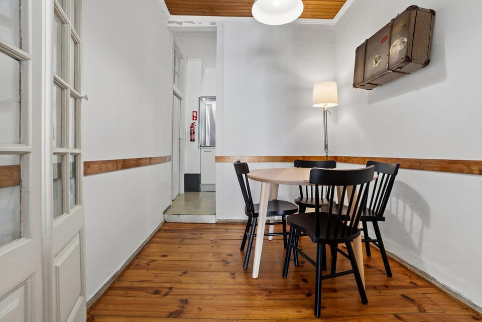 The Blue House - Lively Bairro Alto Apartment in Lisbon