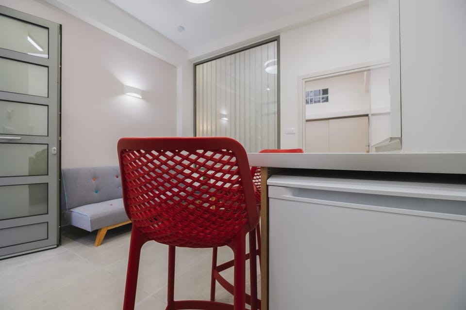 Kitchen or kitchenette, Living room, Dining area
