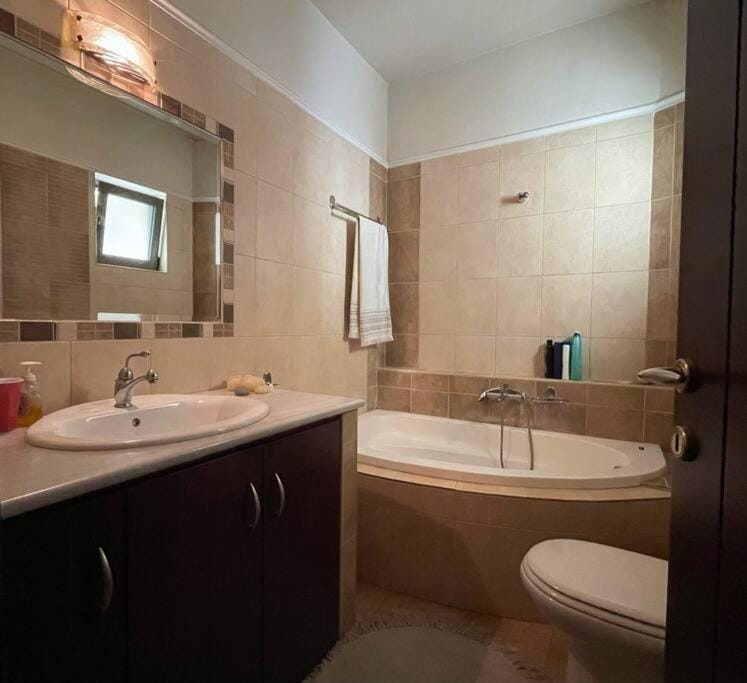 Full House Trikala Escape Villa in Trikala