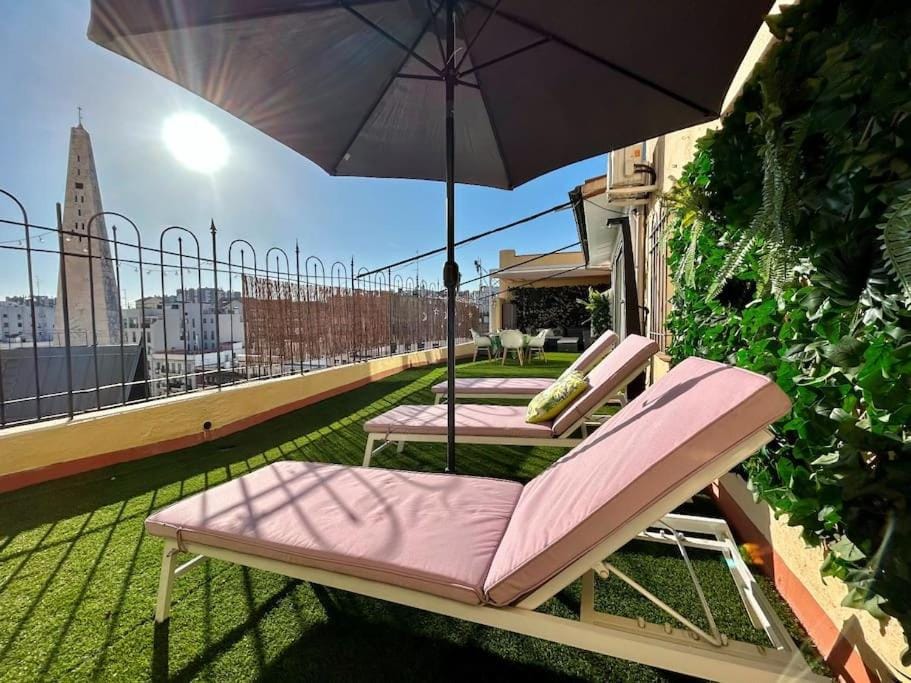 Retiro Park-Roof Top Studio & Huge Terrace Apartment in Madrid
