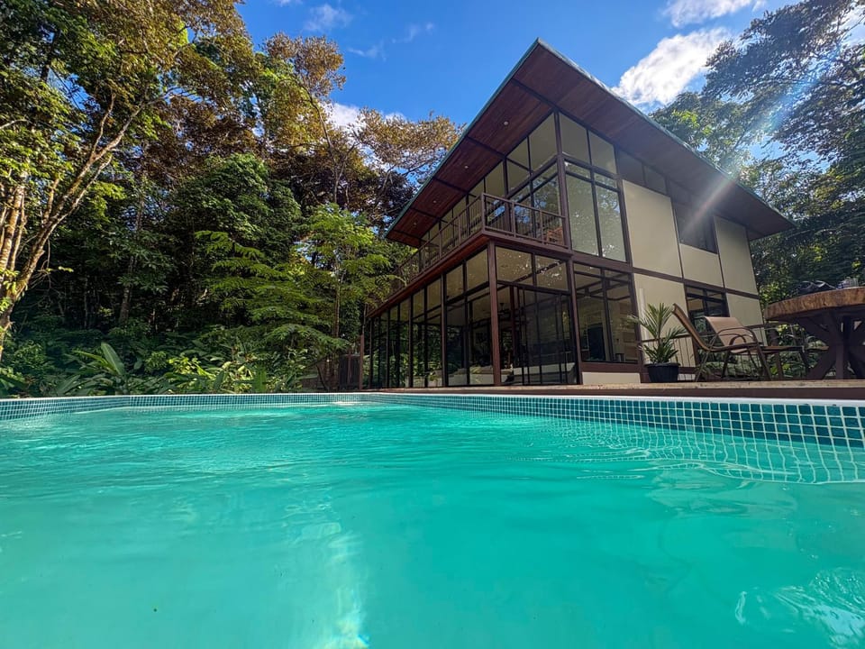 Property building, Swimming pool, Swimming pool