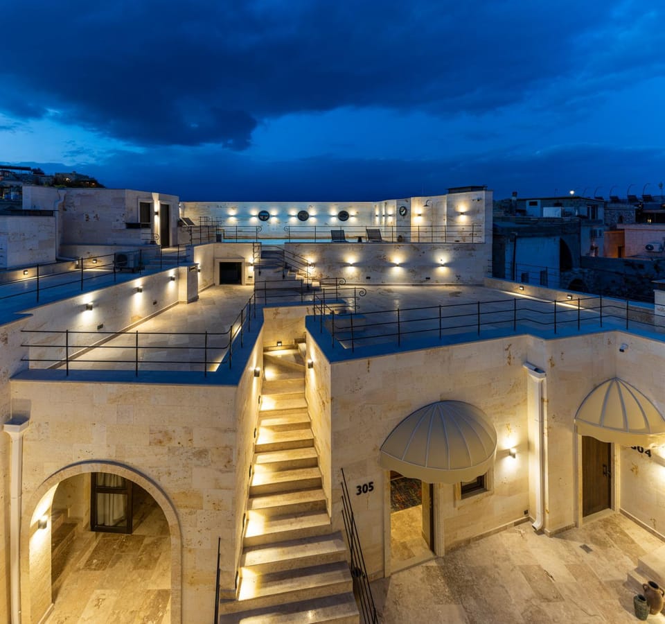 Property building, Off site, Night, Balcony/Terrace, Balcony/Terrace, Pool view, Swimming pool