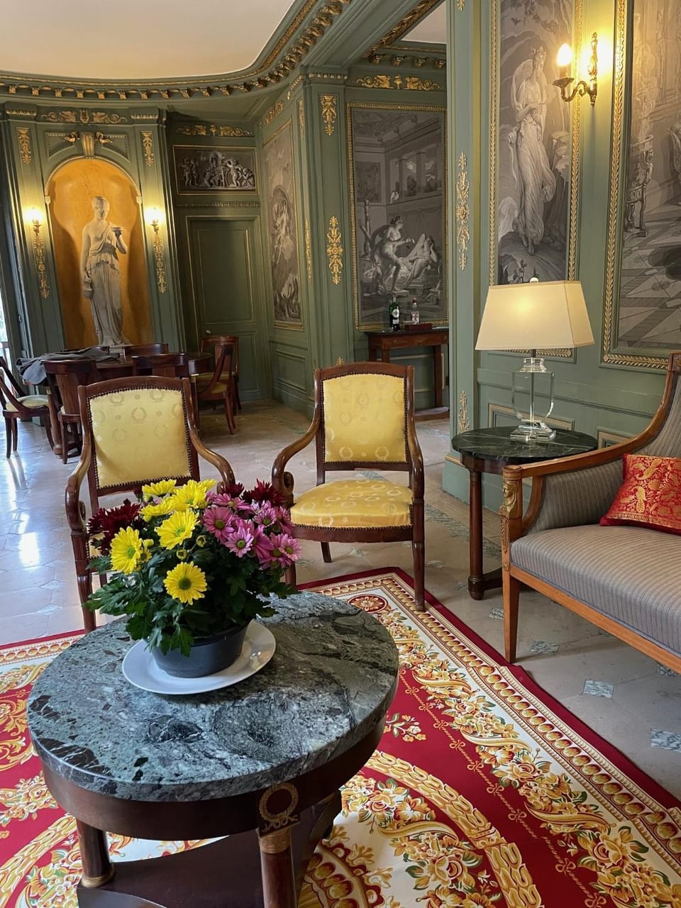 Seating area