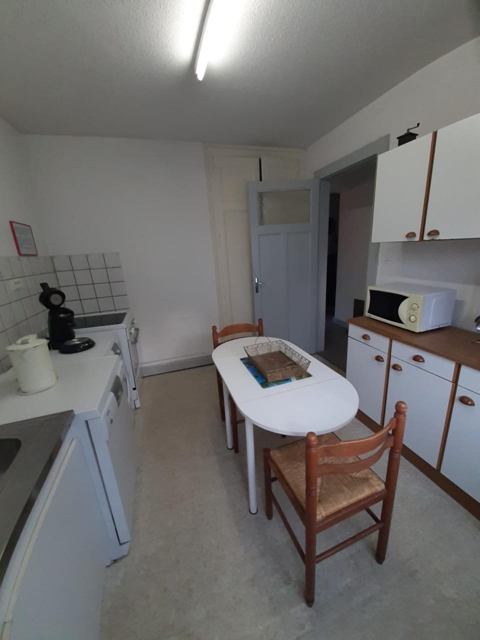 Kitchen or kitchenette