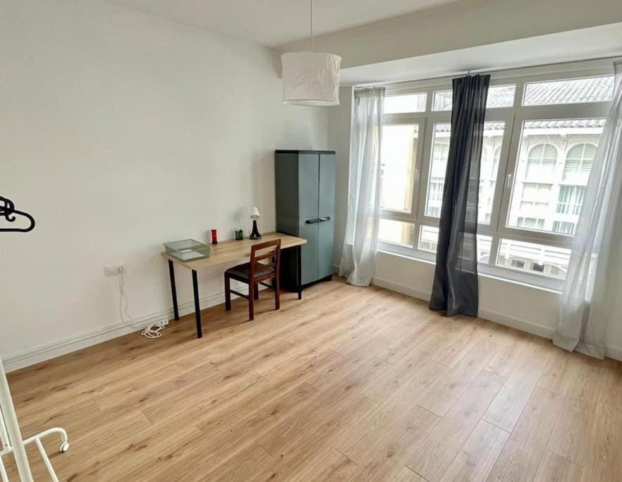 Olivo’S Apartment in Ferrol