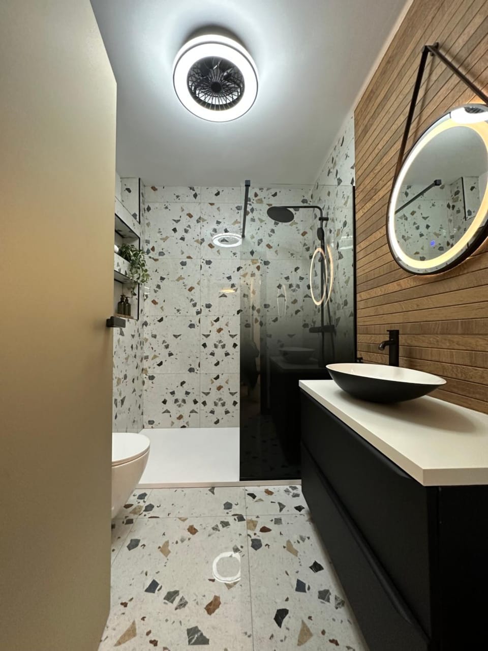 Shower, Bathroom, Decorative detail, Bath