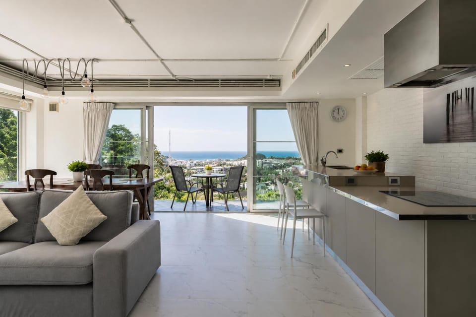 Sea View Apartment with Infinity Pool near Kata Beach Apartment in Phuket