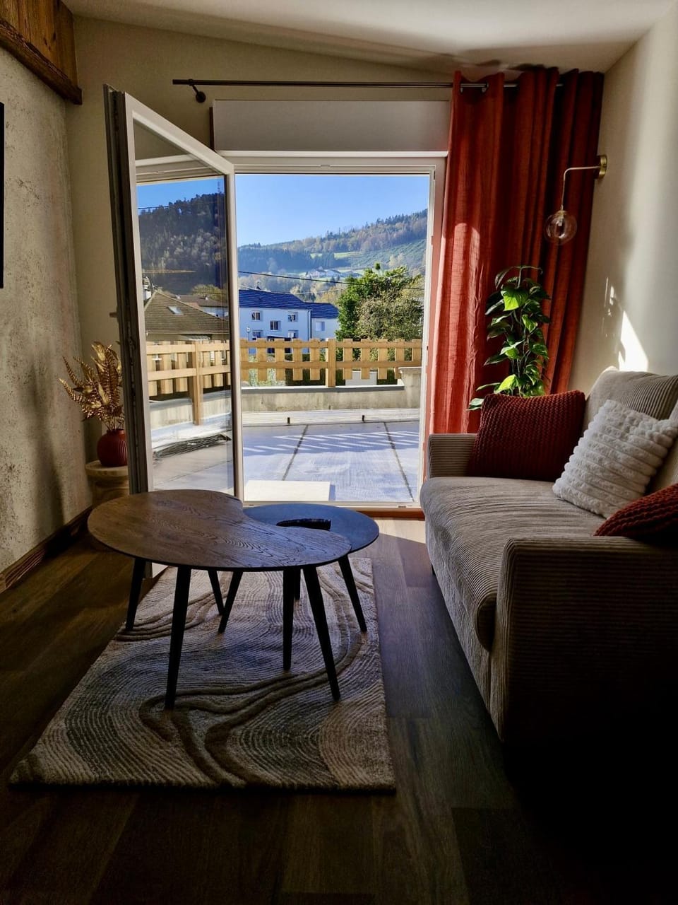 Patio, Day, Natural landscape, View (from property/room), Balcony/Terrace, Living room, Seating area, Mountain view