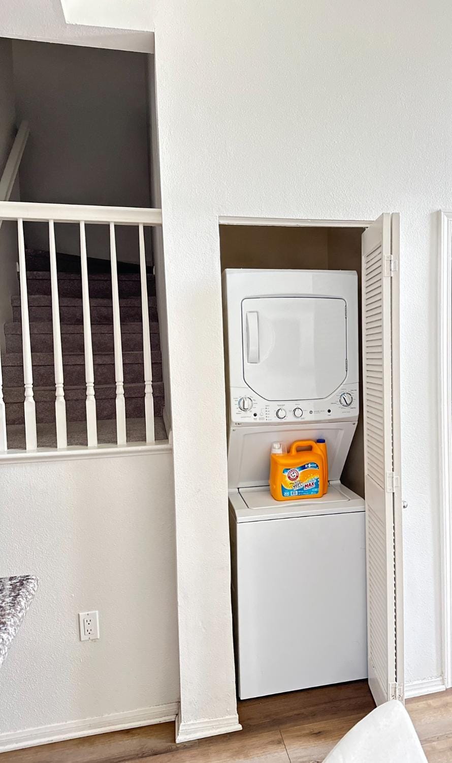 Loft Style,2 Beds ,Flexible self check in,Pool Apartment in Venice Beach