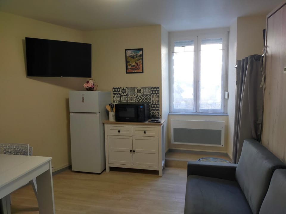 Studio 2 - Mont Dore face aux Thermes - Hyper-Centre Apartment in Auvergne-Rhône-Alpes