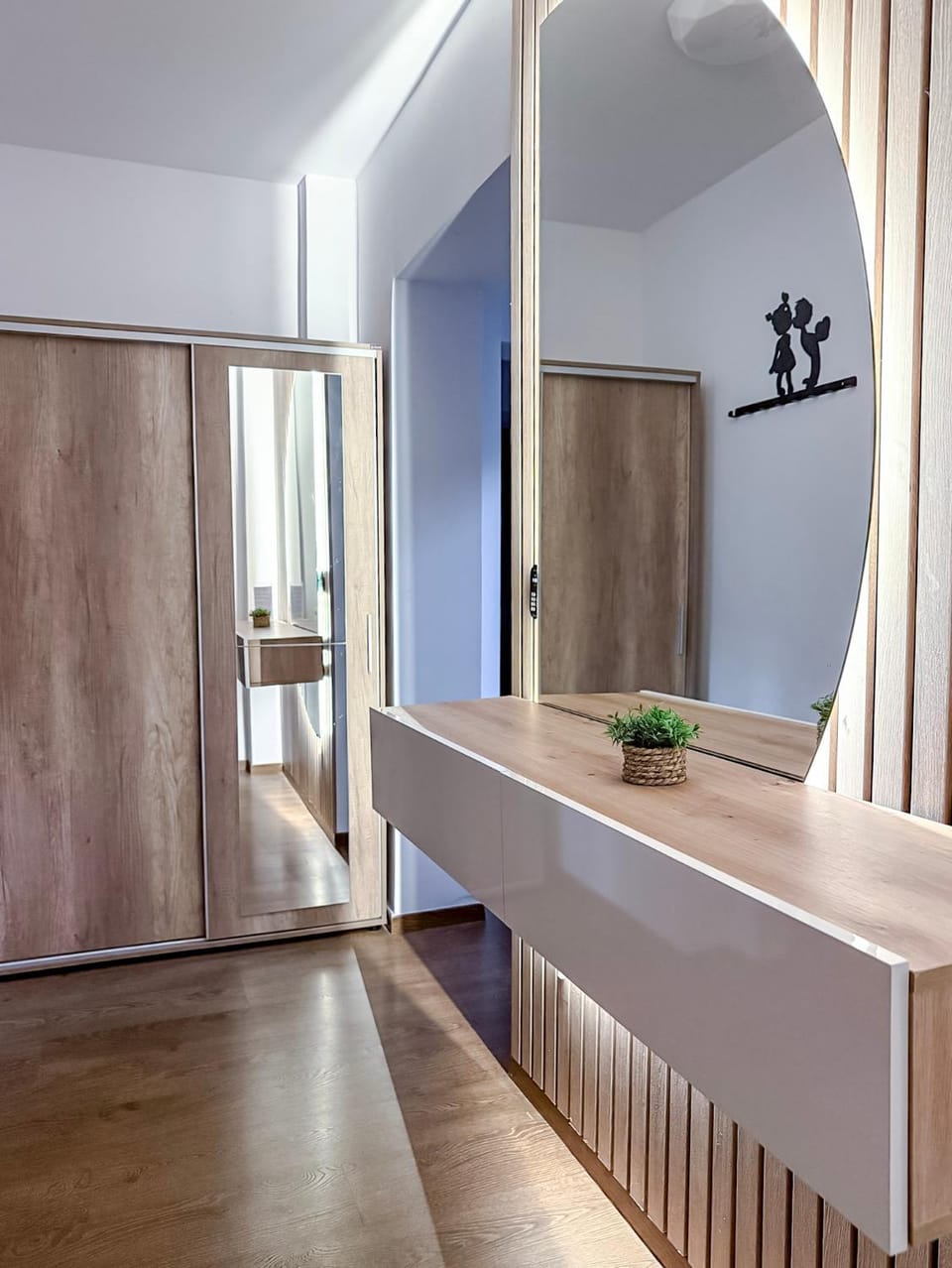 Bucharest Central & Spacious 3Br 3Ba Family Apt Apartment in Bucharest