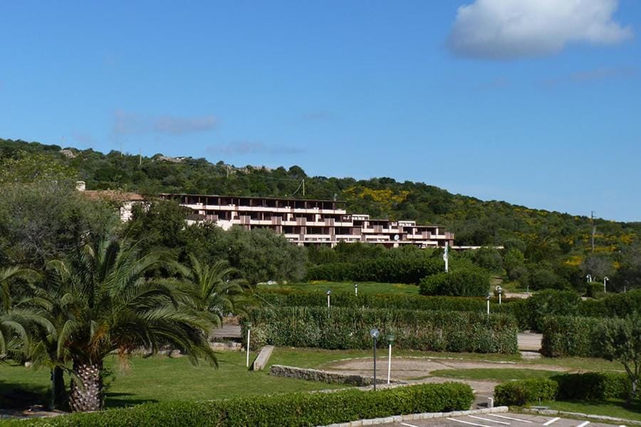 Neighbourhood, Garden view