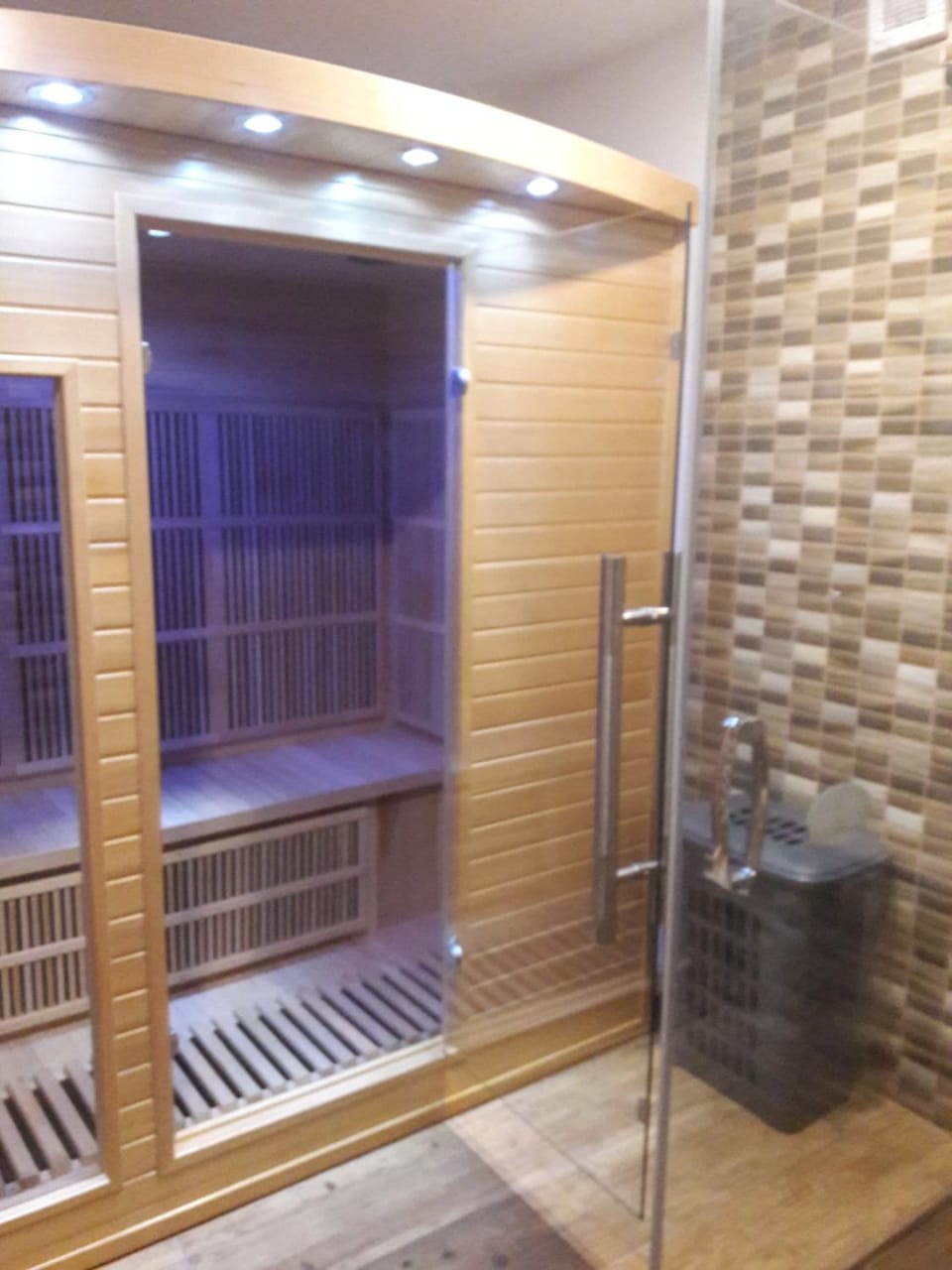Hot Tub, Sauna, Other