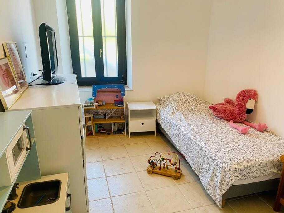 Rez de villa jusqu a 6 personnes Apartment in Hyères