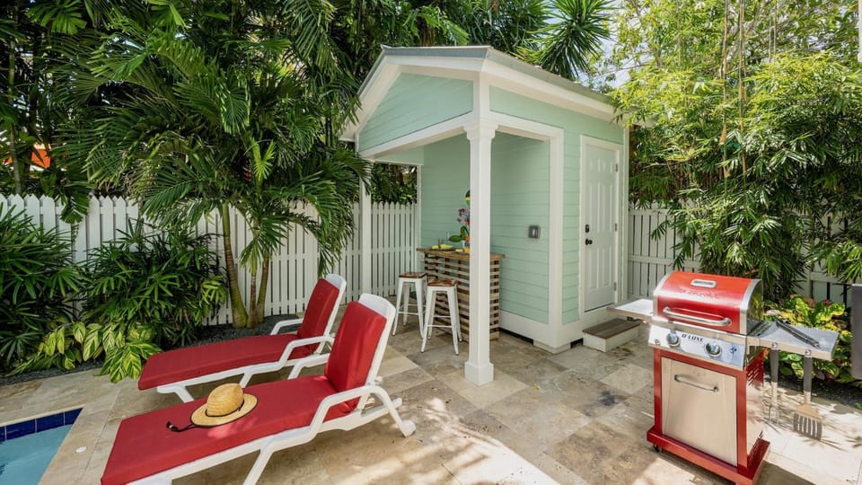 Modern in the Meadows by Last Key Realty House in Key West