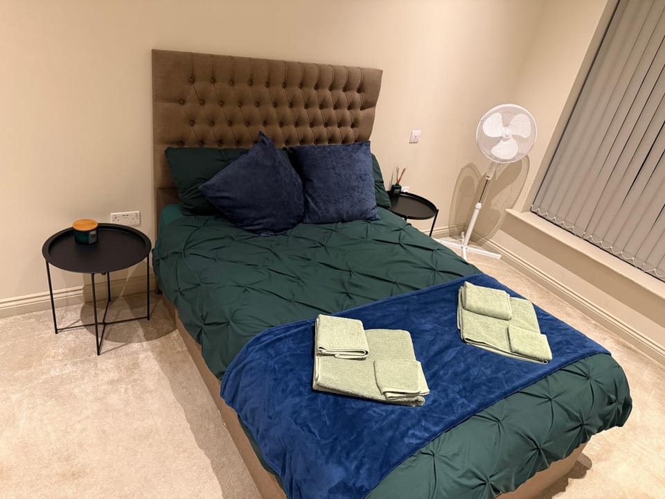 Centenary Netho - Leeds City Centre Apartment in Leeds