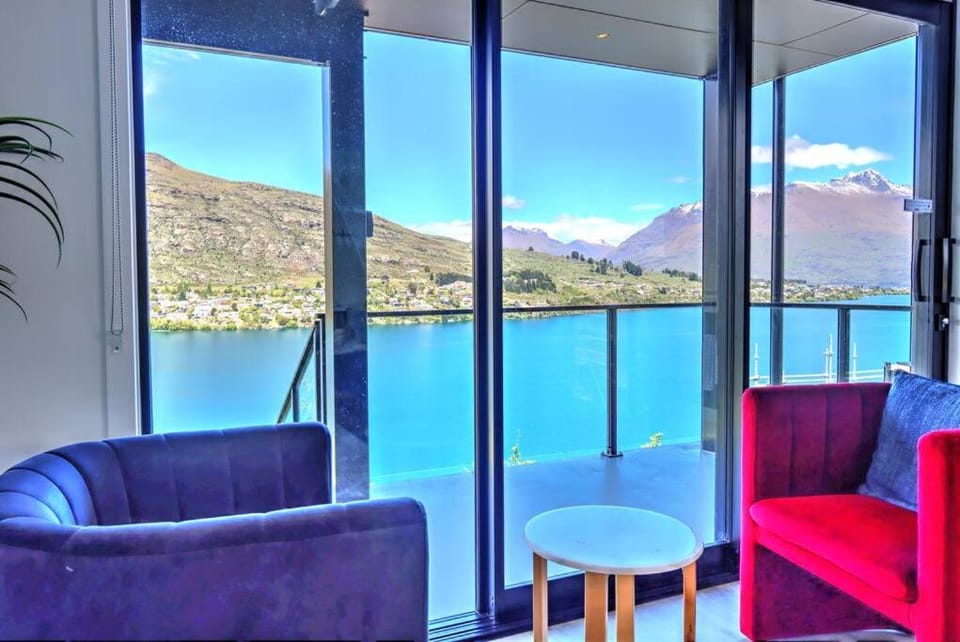 Relax on Snowy Place Apartment in Queenstown