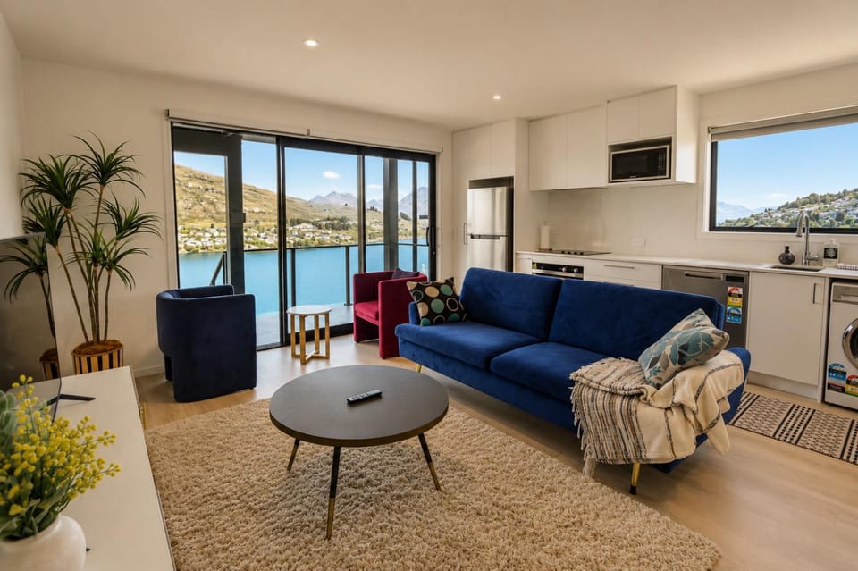 Relax on Snowy Place Apartment in Queenstown