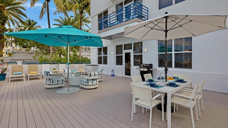 Modern Majesty by Last Key Realty Apartment in Key West