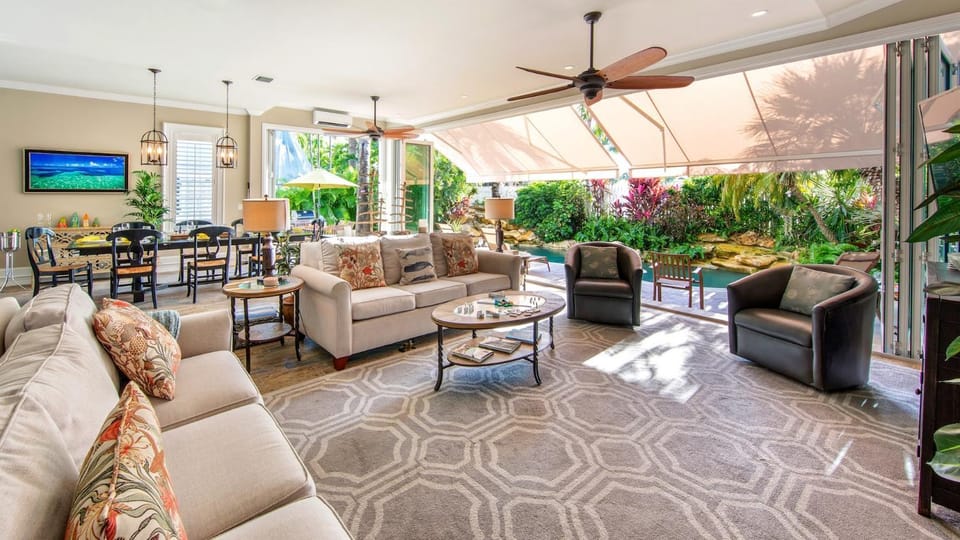 Noonas Mansion by Last Key Realty House in Key West