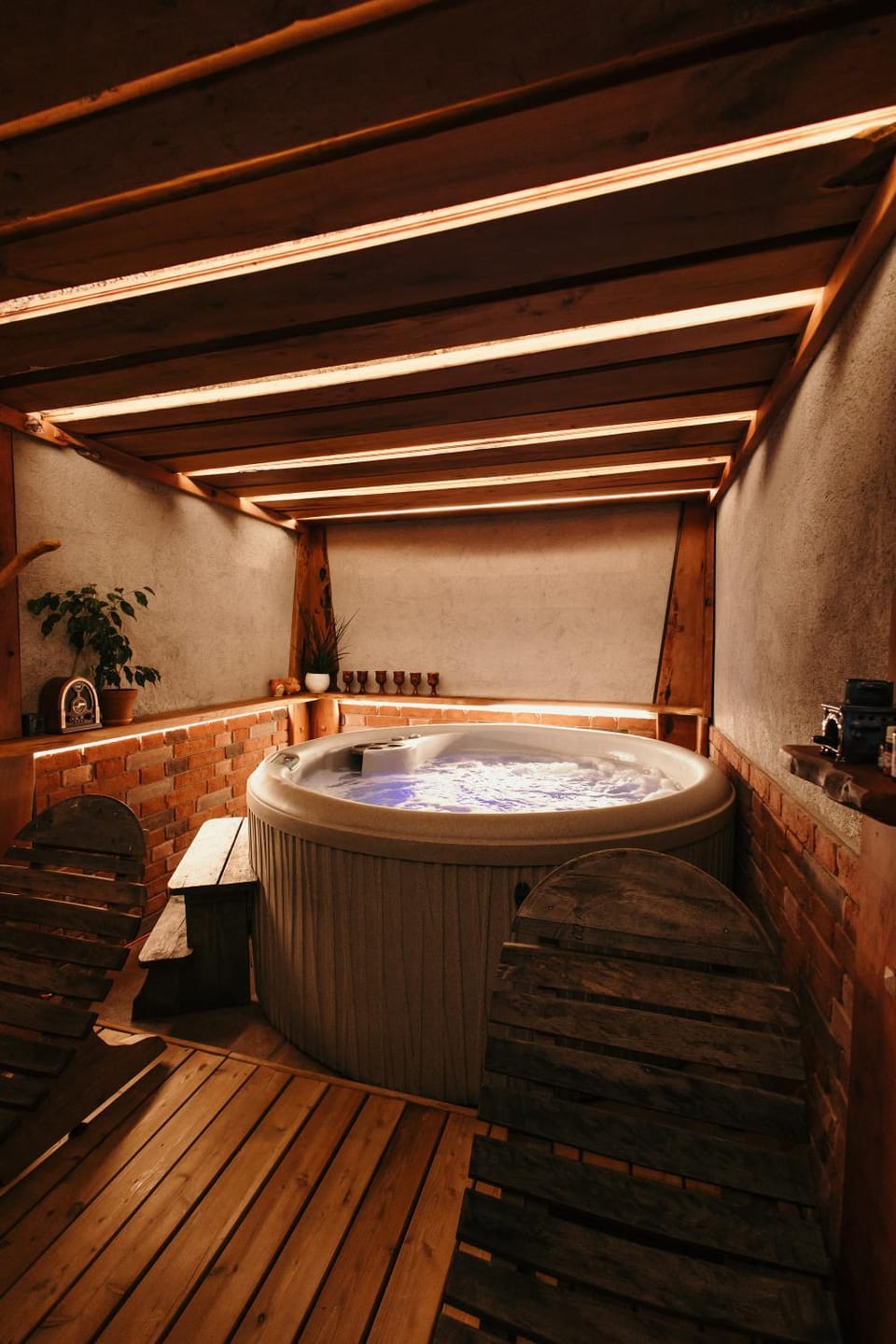 Hot Tub, Hot Tub