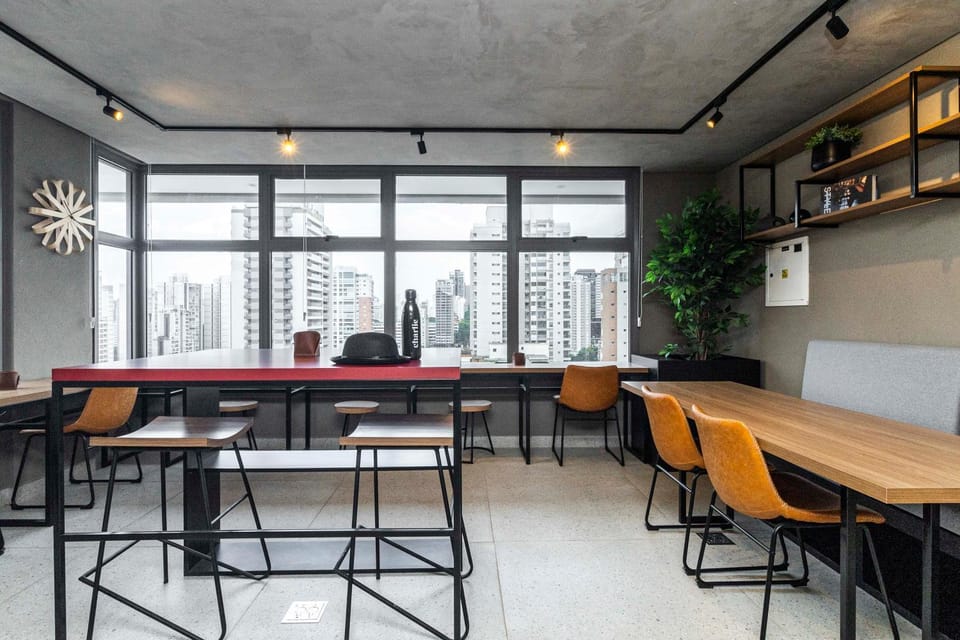 Property building, Day, Meeting/conference room, Area and facilities