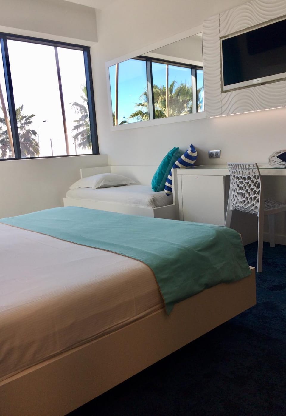 Bed, Photo of the whole room