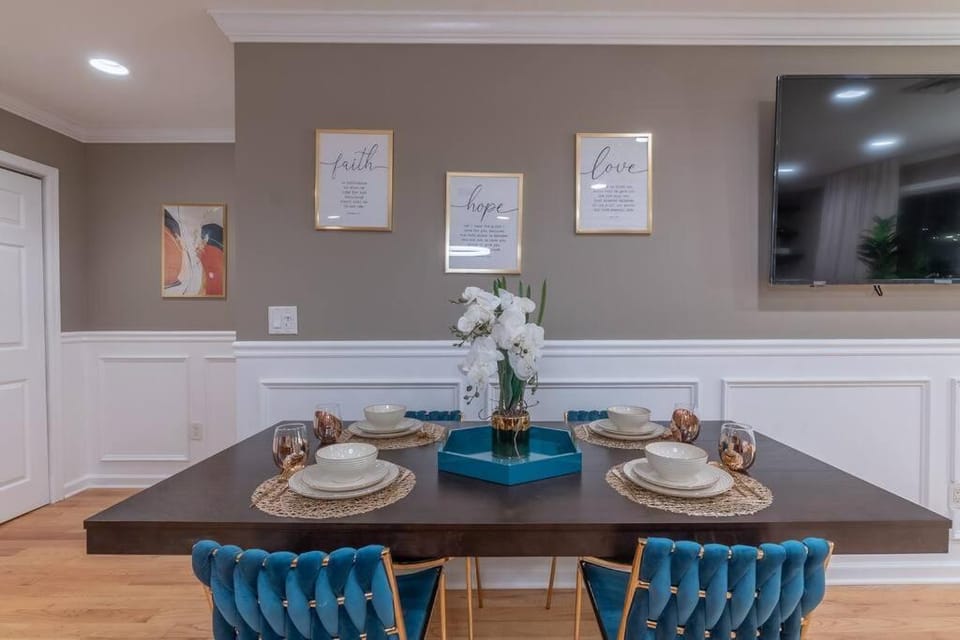 The Orange Oasis Apartment in Bayonne