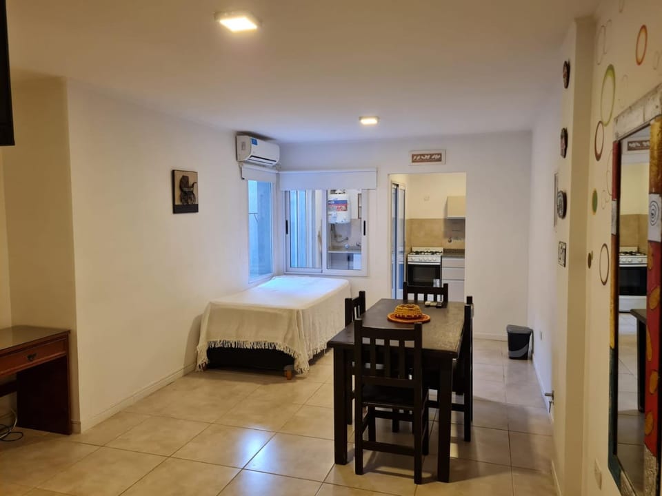 Bed, Kitchen or kitchenette, Dining area
