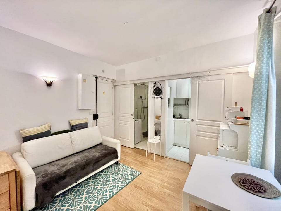 Paris Center Quarter Latin Nice 1 bedroom Apartment in Paris