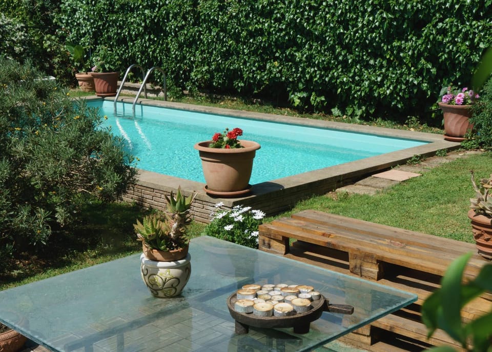 Pool view, Swimming pool, Swimming pool