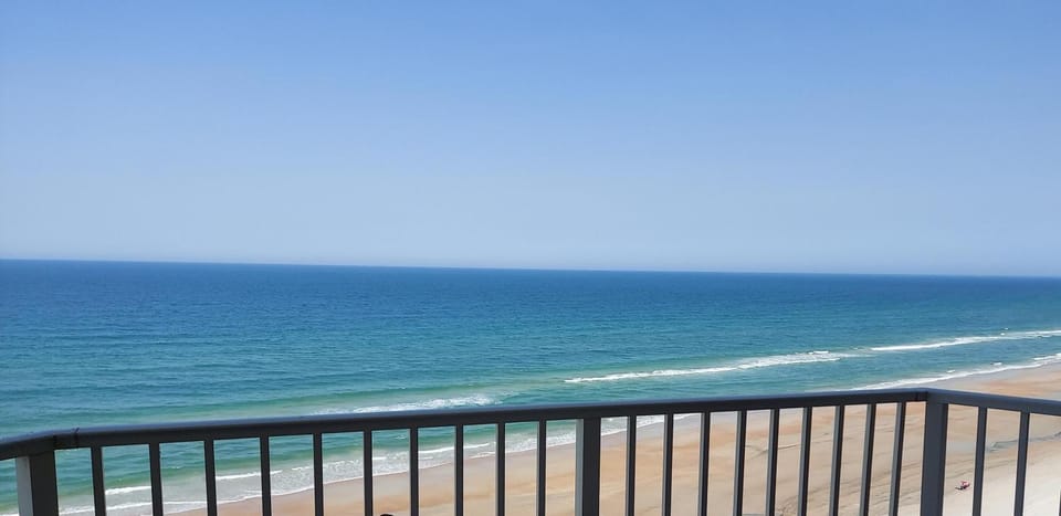 The Shores Club 1105 House in Daytona Beach Shores