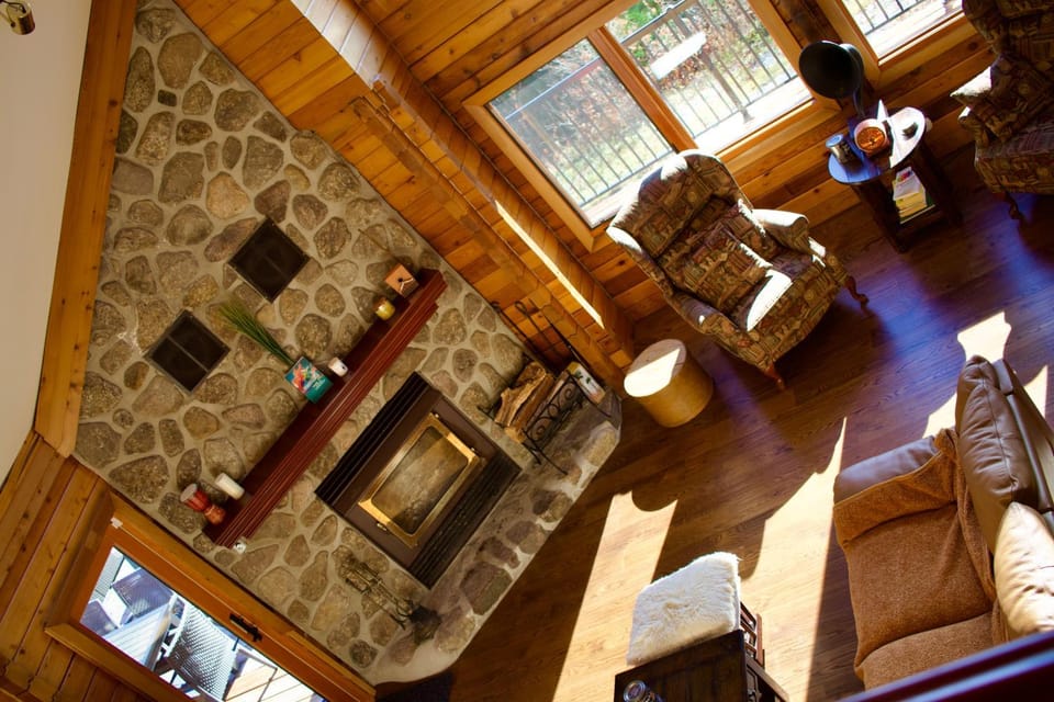 Living room, fireplace