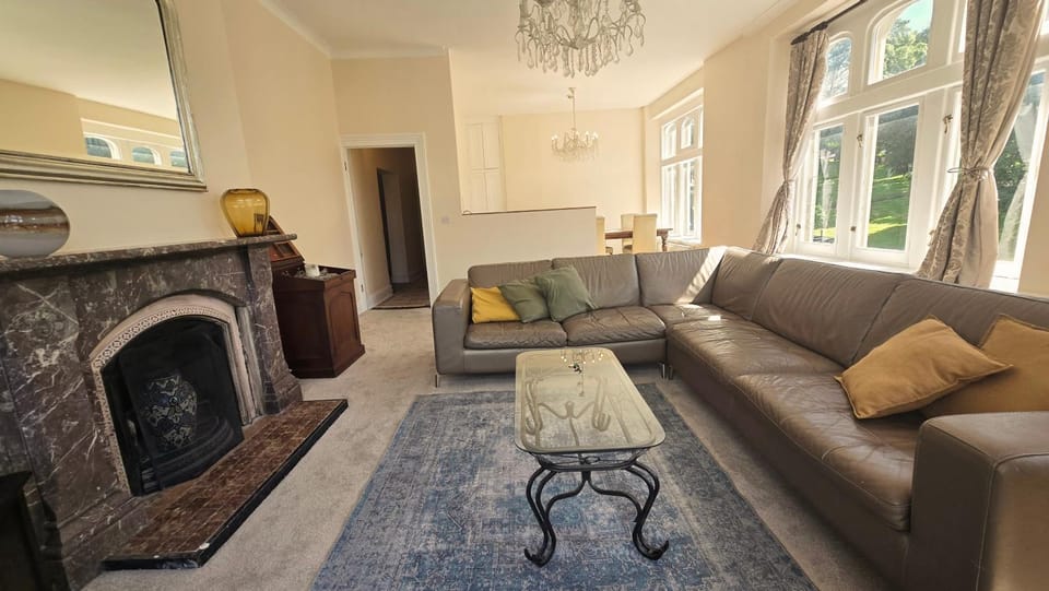 Palace View Apartment Apartment in High Peak District