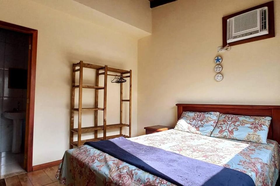 Bed, Bedroom, air conditioner