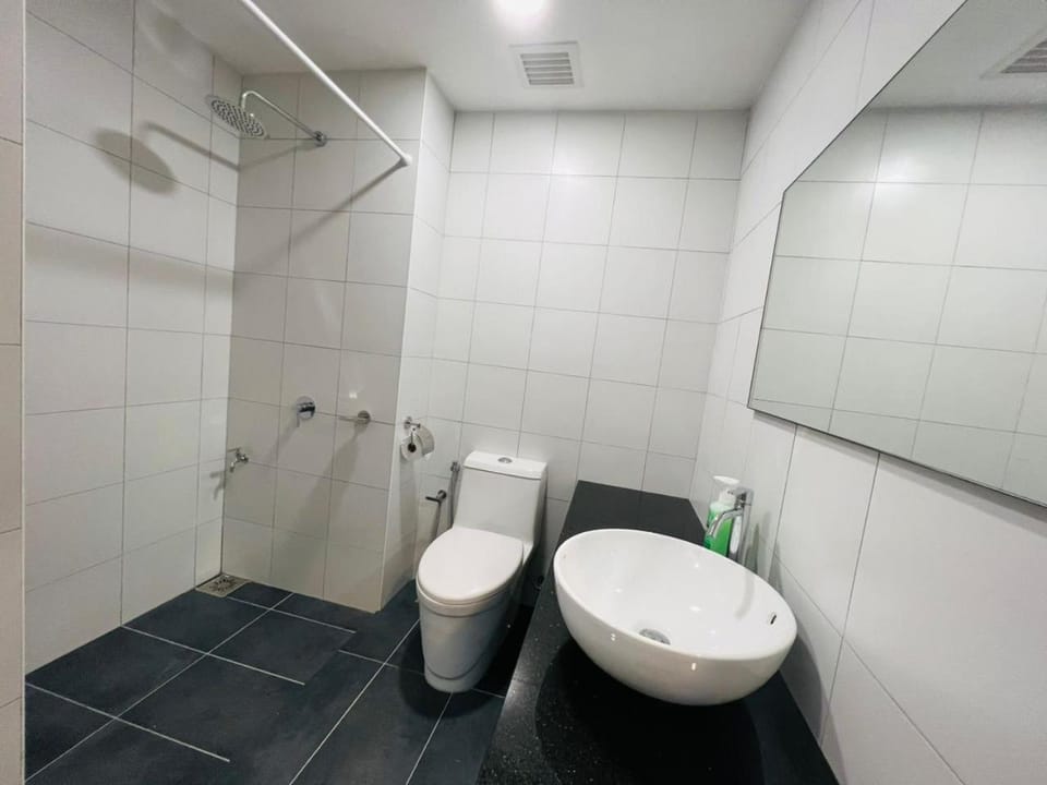 Shower, Toilet, Bathroom, bidet