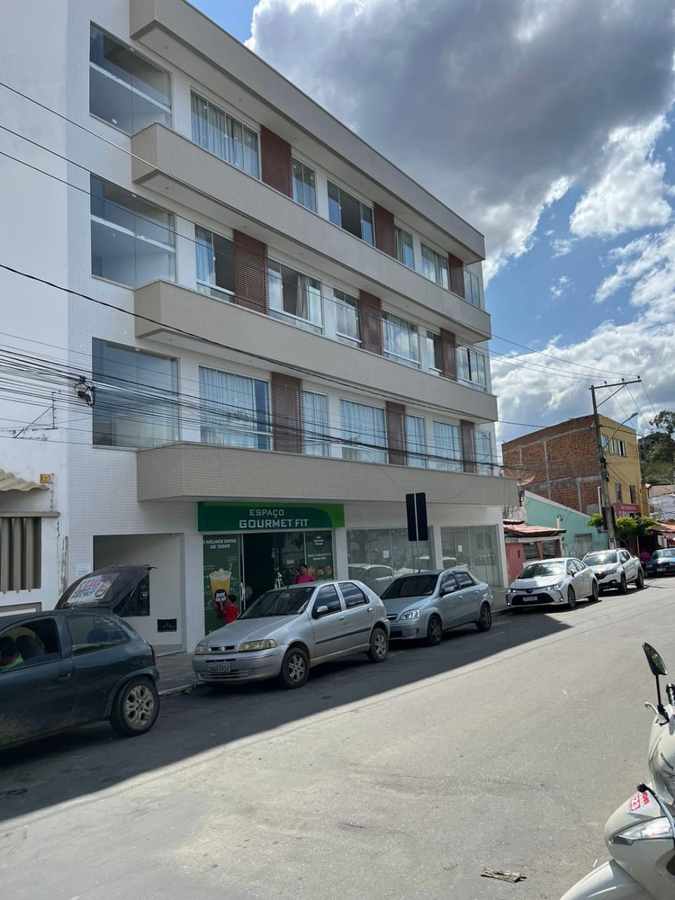 Property building, Day, Street view, Location