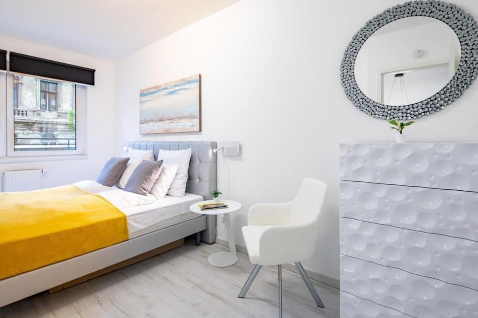Terrace Garden - Free Parking - New and Cozy Apartment in Budapest