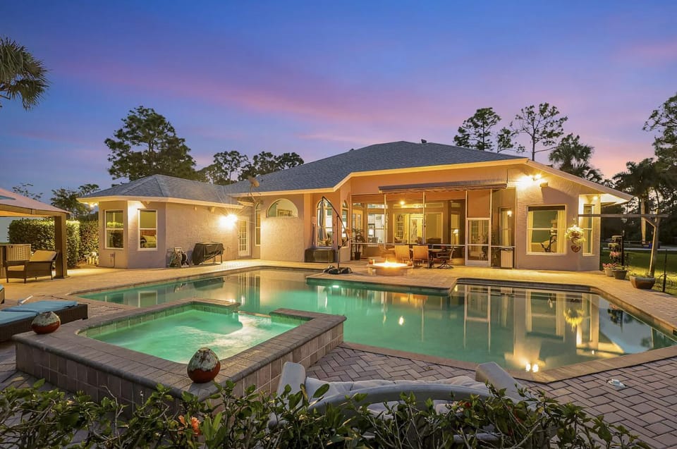 Why Is Everyone Obsessed With This House House in Palm Beach Gardens