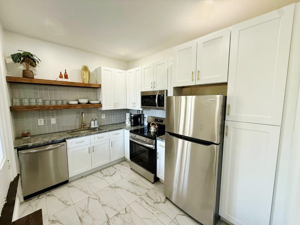 Downtown Adams Apartment in Sandusky