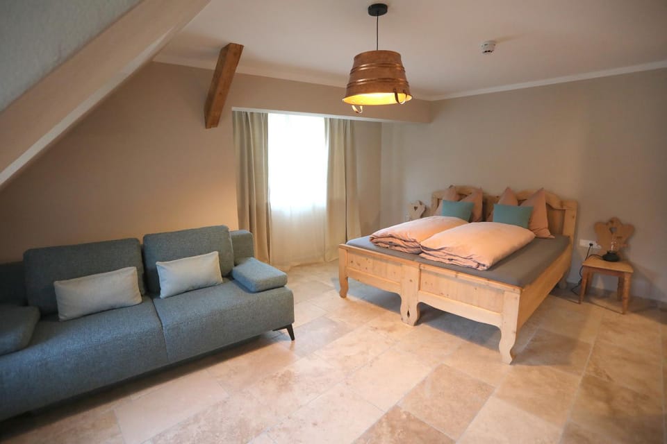 Bed, Living room, Bedroom