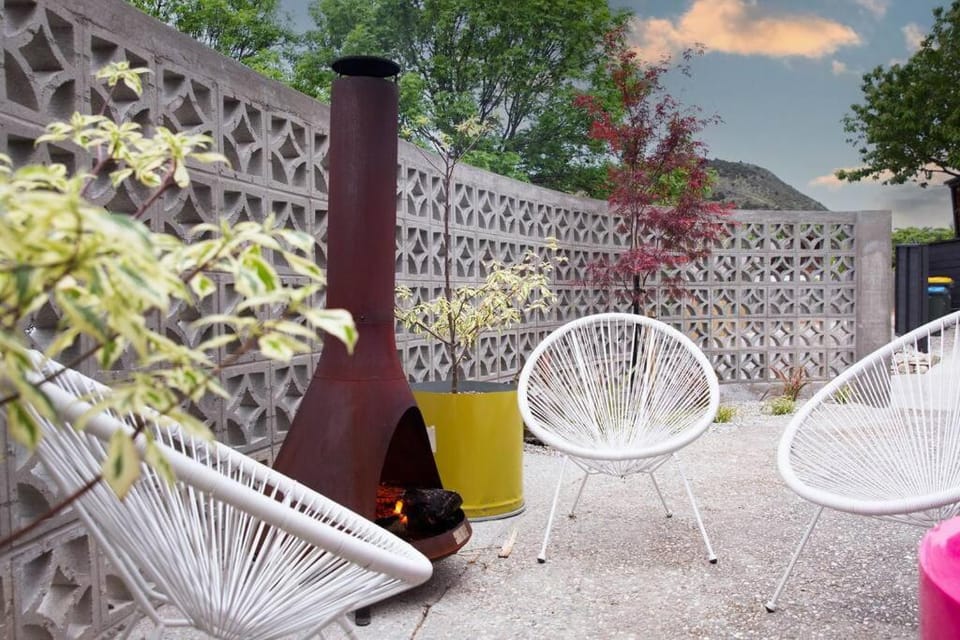 Patio, Day, Garden, View (from property/room), Garden view, pet friendly, pet friendly