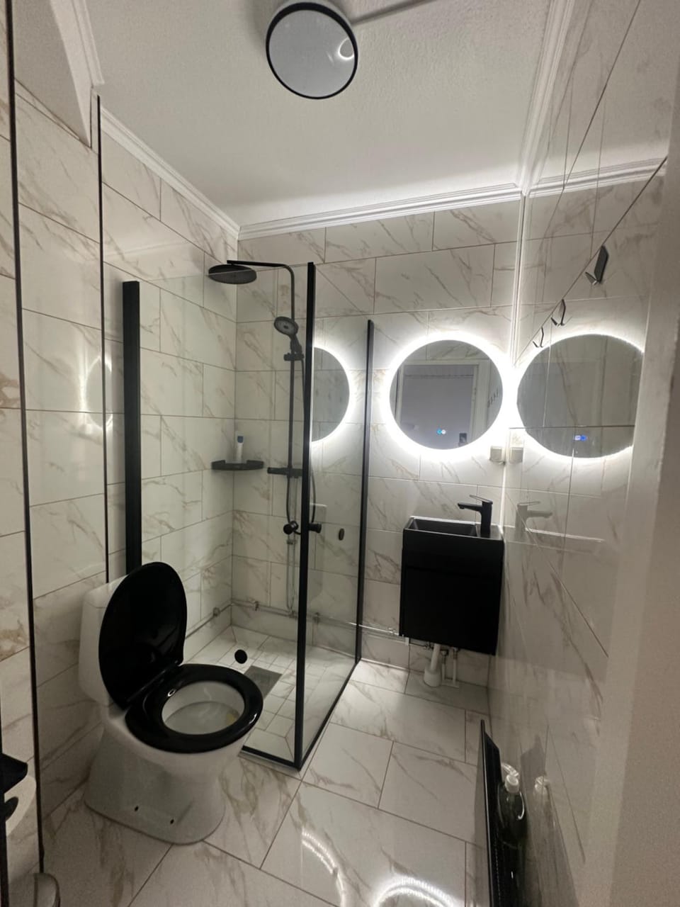 Luxury 2 rooms residence at the heart of Borås Apartment in Västra Götaland County