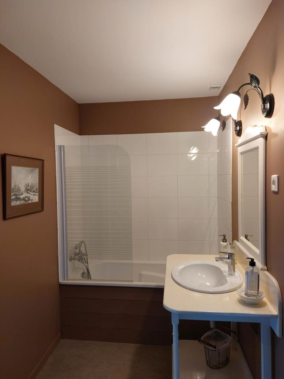 Bathroom, Bath