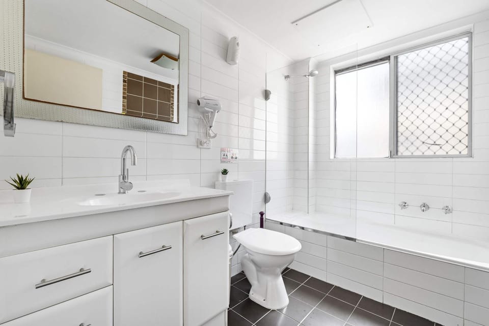 Warm Oasis at Parramatta- 2 BR - Free Parking - Near Shops Apartment in North Parramatta