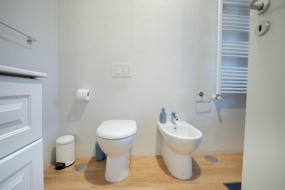 LuLi Rooms Napoli Bed and Breakfast in Naples